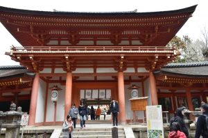 Main doorway to Kasuga Taisha