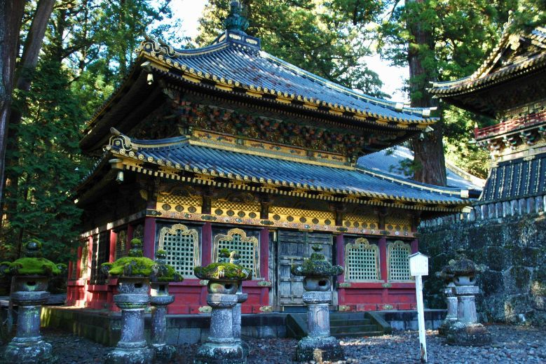 One of the halls at Toshogu Shrine