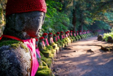 Kanmangafuchi Abyss has a collection of 70 Stone Jizo statues